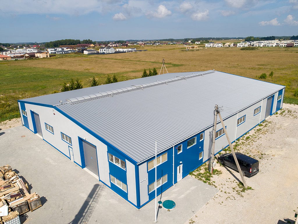 Pramoninio sandėlio stogas
